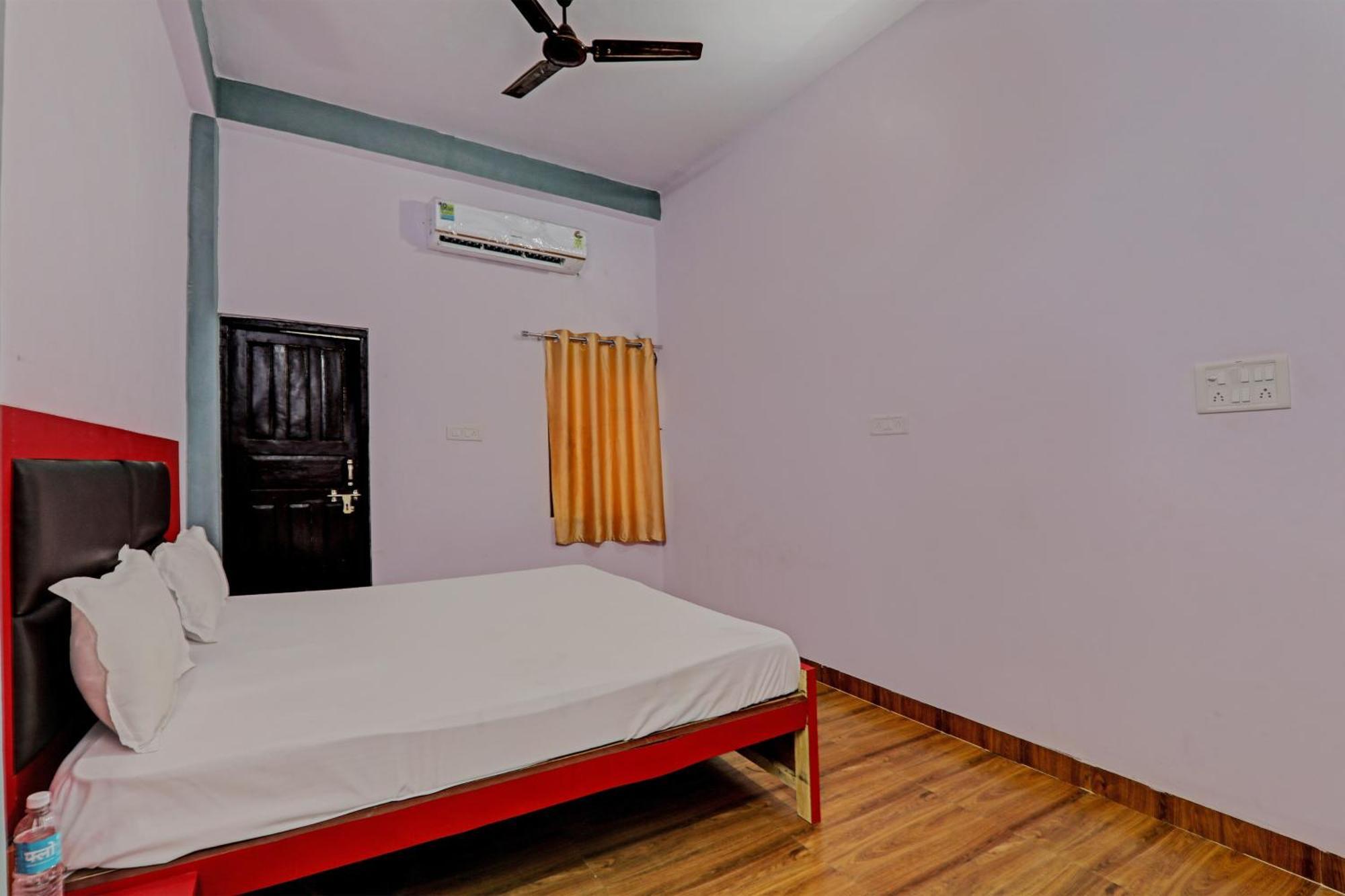 Oyo Hotel Crown Lucknow Zewnętrze zdjęcie